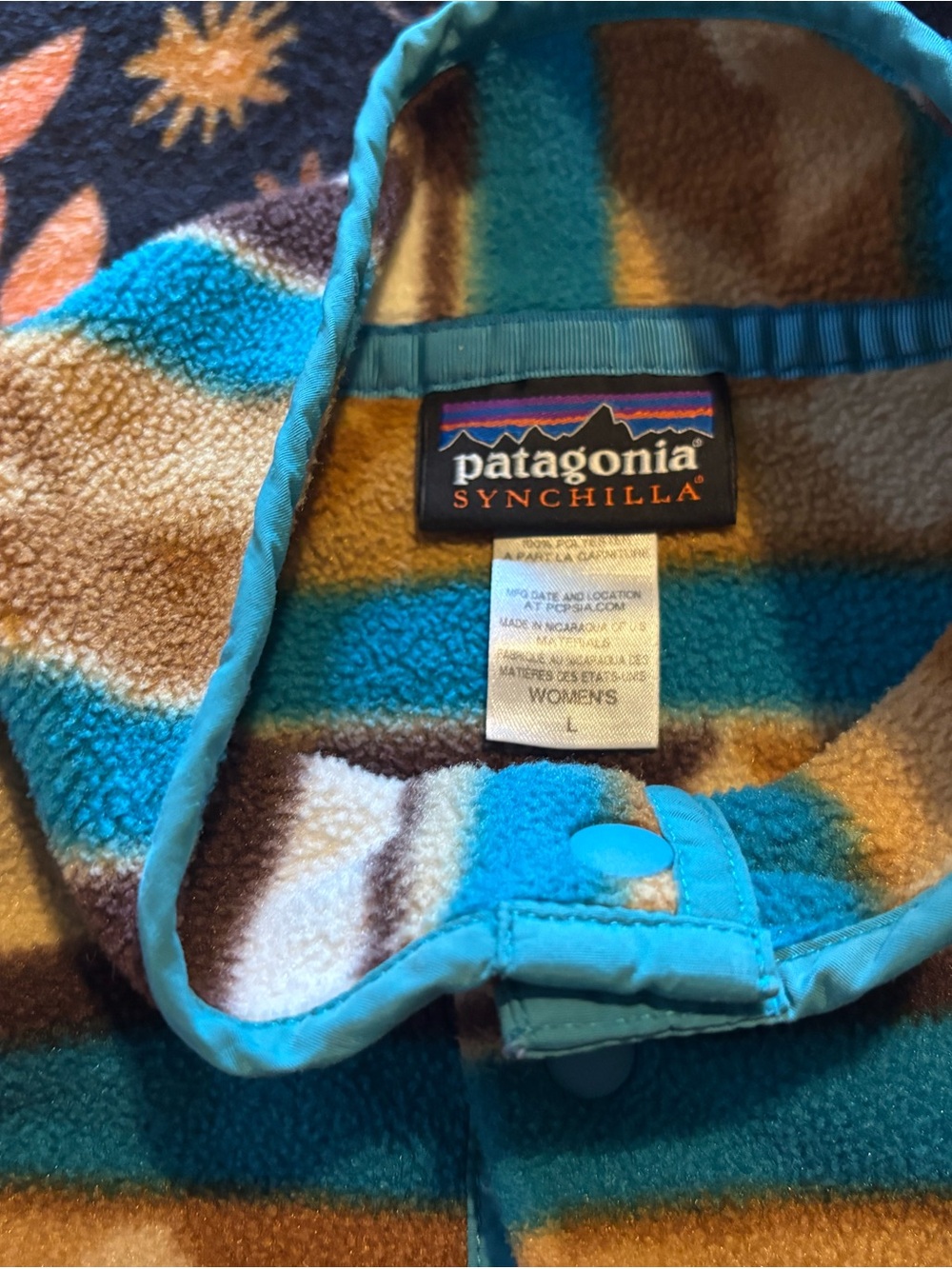 Patagonia Teal, Brown & Cream Geometric Kids Fleece Pullover - Picture 5 of 6